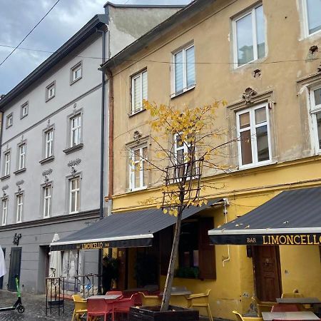 إلفيف Apartments Of Lesya Ukrainka St. 25 المظهر الخارجي الصورة